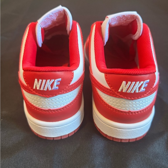 Nike Dunk Low Red size 6.5 women’s - Picture 6 of 11